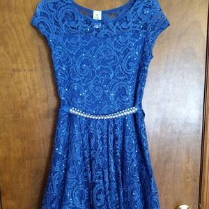 GIRLS SIZE 14 BLUE LACE SPARKLE DRESS WITH PEARL BELT FOR PAGEANT OR PARTY